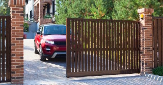Купить ворота на участок Ржев, цена от 2756 руб.